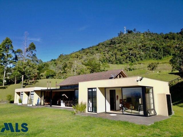 Finca in Rionegro, Antioquia, Colombia 2 - 16249047