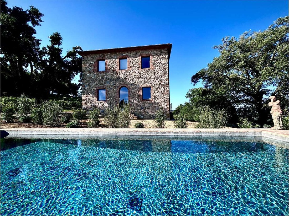 Villa in Roccastrada, Tuscany, Italy 2 - 16250744