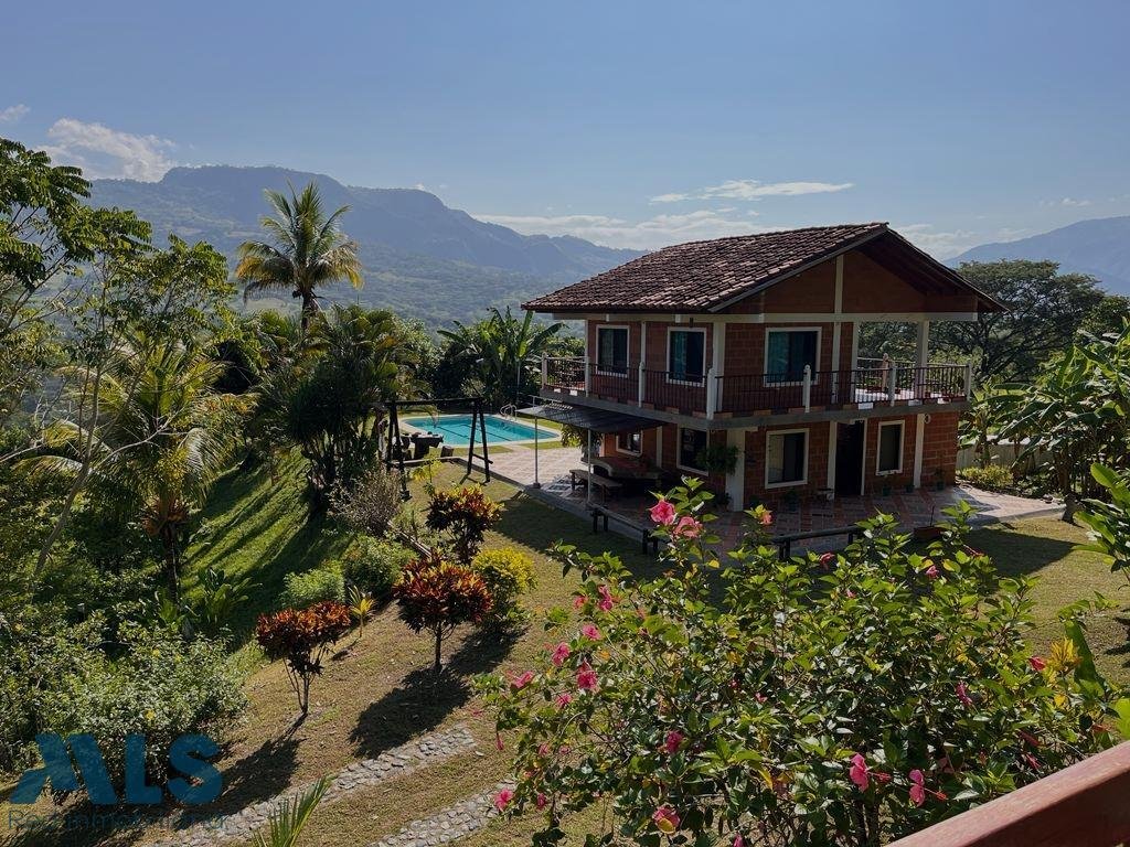 Finca in Fredonia, Fredonia, Colombia 1 - 16248669