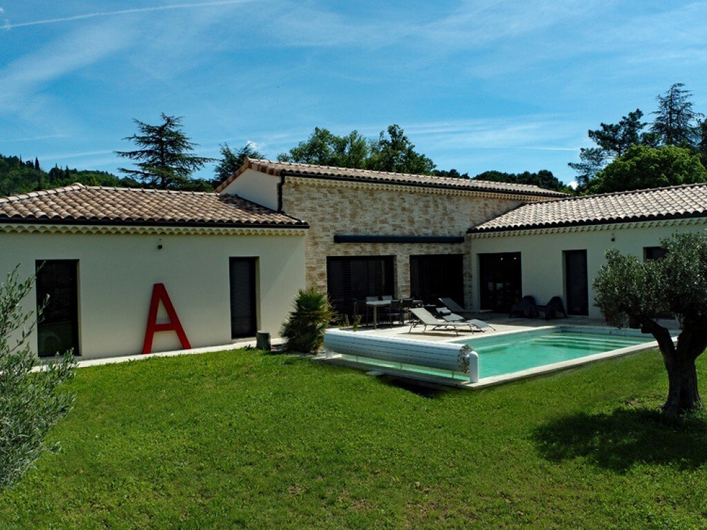 Villa in Ville-Basse, Montelimar, France 3 - 16246392