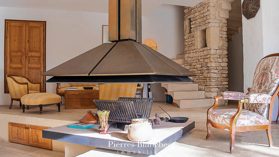 House in Gordes, Provence-Alpes-Côte d'Azur, France 5 - 16248548