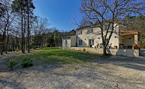 Villa a Grignan, Auvergne-Rodano-Alpi, Francia 1