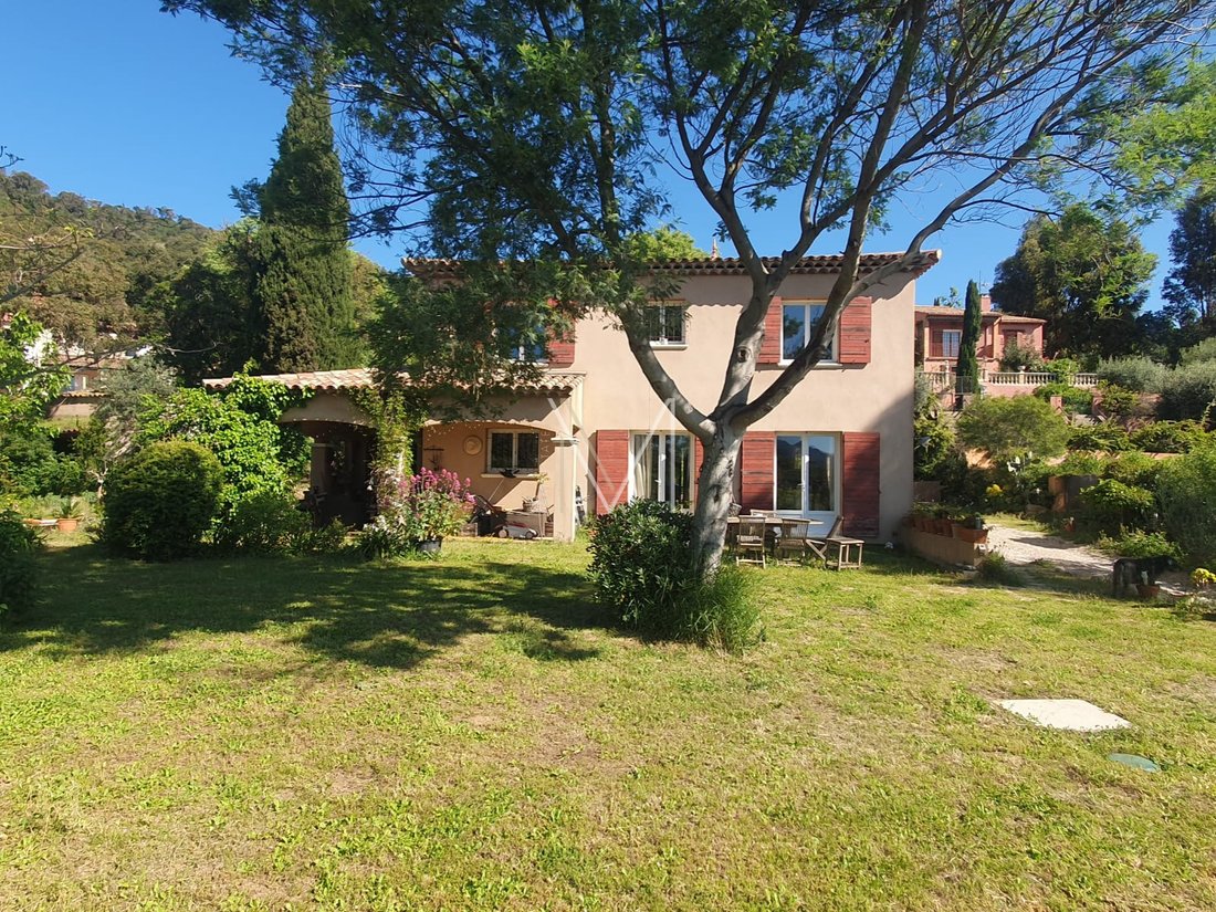 House in Le Plan-de-la-Tour, Provence-Alpes-Côte d'Azur, France 4 - 16246712