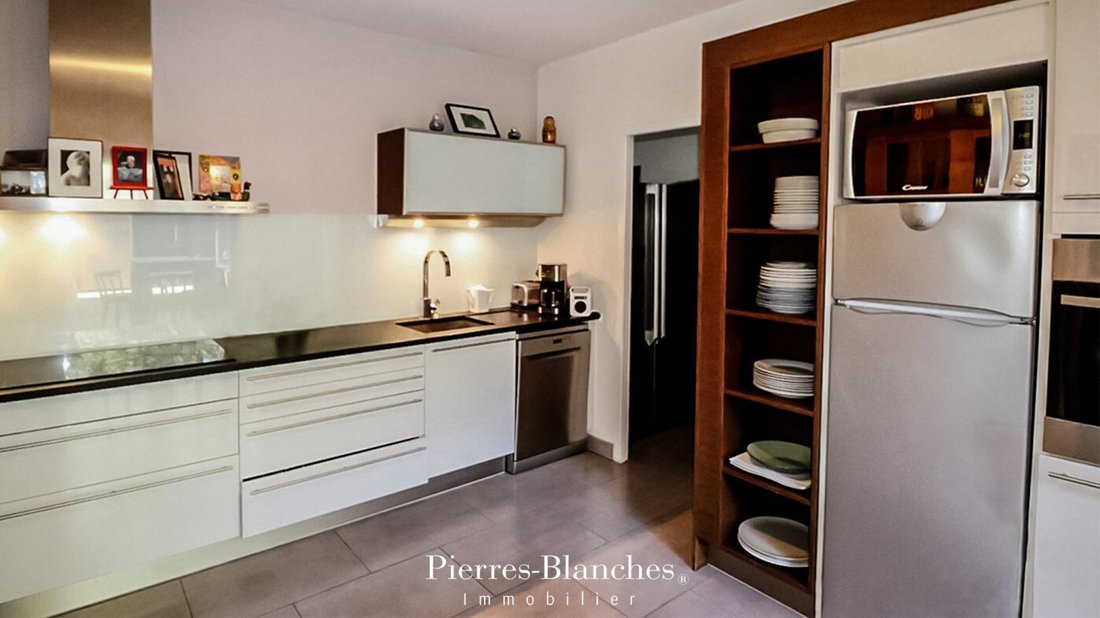 Villa in Camplanier, Nimes, France 4 - 16248202
