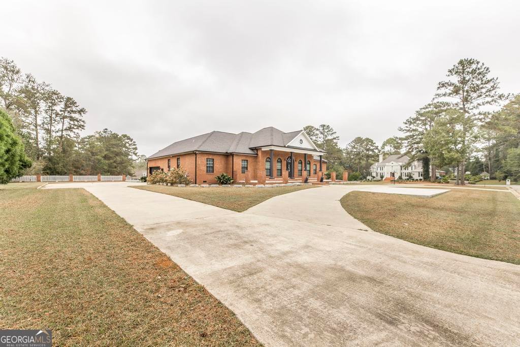 House in Dublin, Georgia, United States 3 - 16243682
