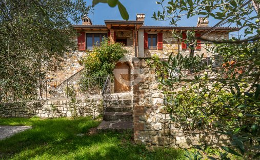 Anwesen in Corciano, Umbrien, Italien 1