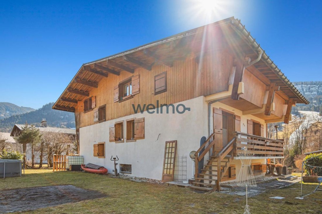 Chalet in Praz-sur-Arly, Auvergne-Rhône-Alpes, France 1 - 16250560