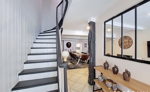 Castle for Sale in Lectoure, Occitanie, France