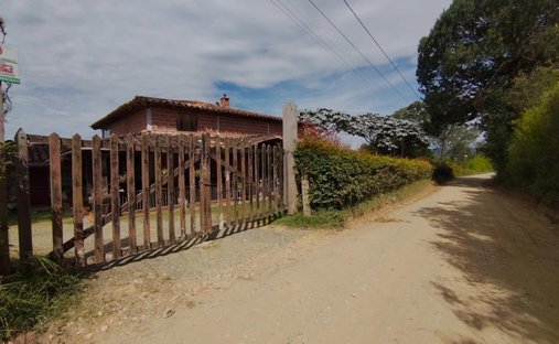Finca in Rionegro, Antioquia, Colombia 1