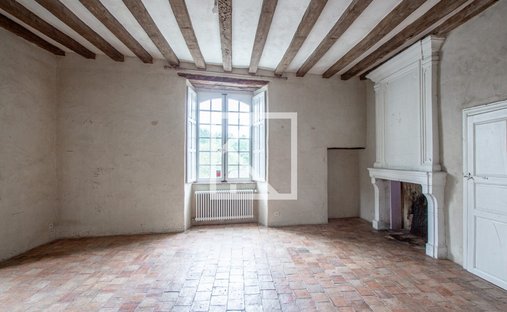 Castle for Sale in Chazé-sur-Argos, Pays de la Loire, France