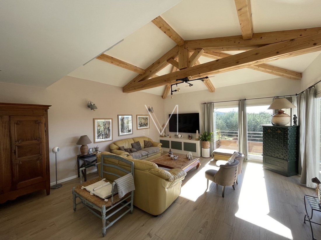 Estate in La Garde-Freinet, Provence-Alpes-Côte d'Azur, France 4 - 16247908