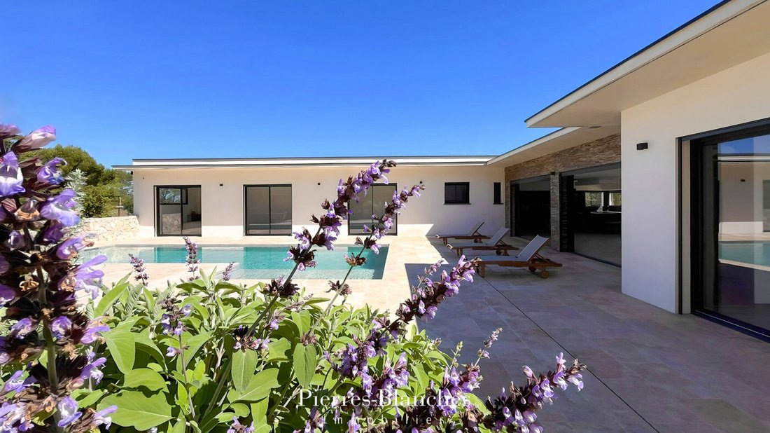 House in Camplanier, Nimes, France 2 - 16247436