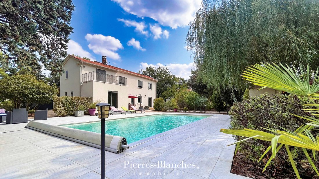 House in Uzès, Occitania, France 2 - 16248300