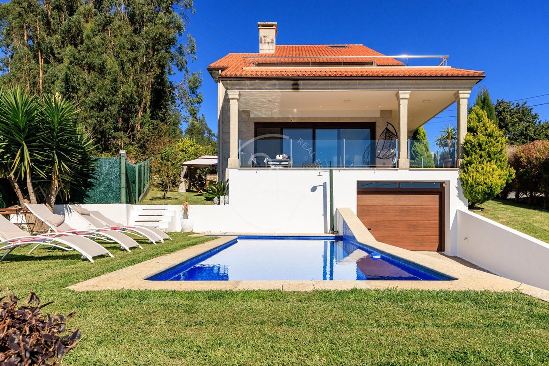 House in Poio, Poio, Spain 2 - 16247312