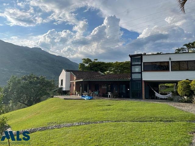 Finca in Amagá, Antioquia, Colombia 3 - 16248780