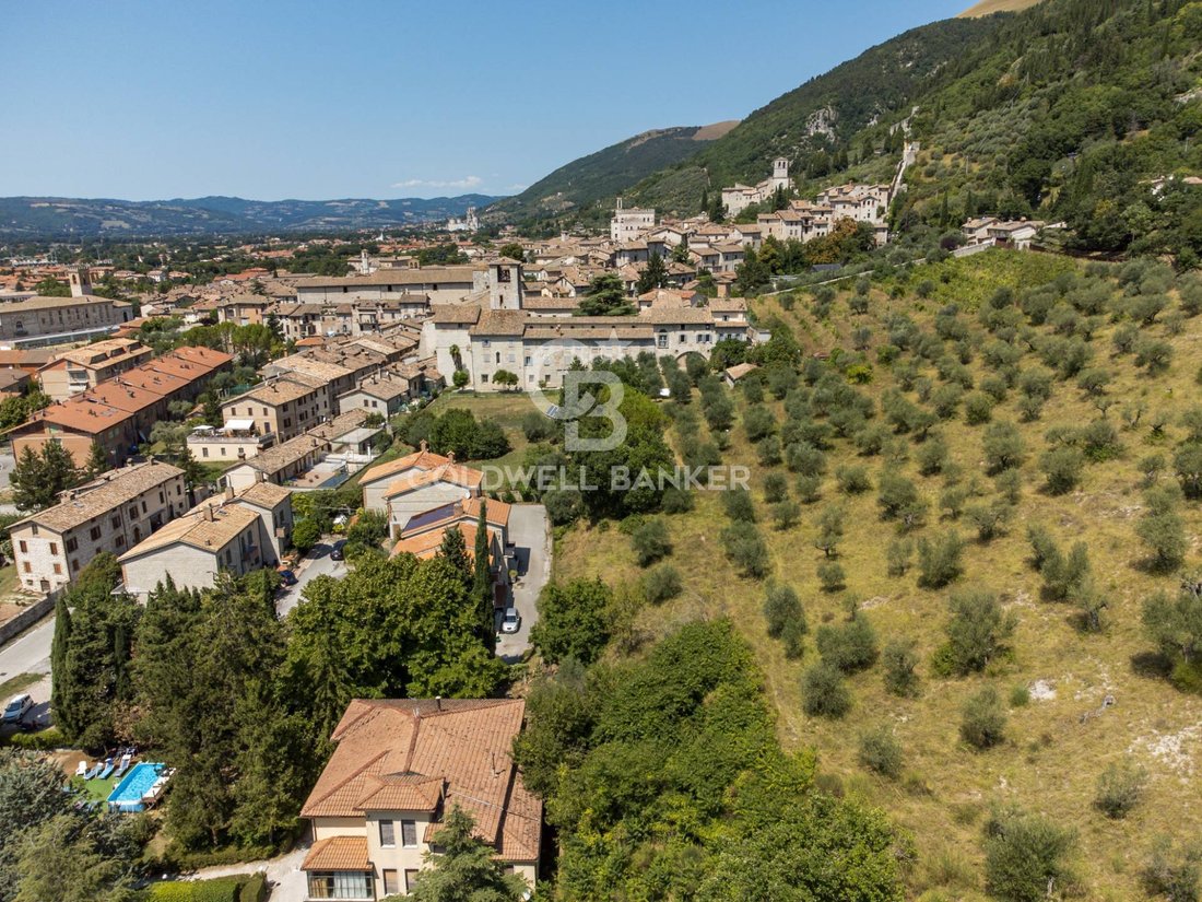 Villa in Gubbio, Umbria, Italy 5 - 16251277