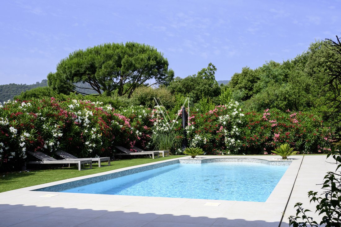 Villa a Le Plan-de-la-Tour, Provenza-Alpi-Costa Azzurra, Francia 5 - 16246608