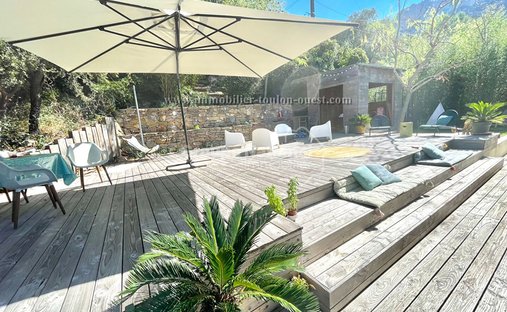 Villa in Valette Nord, La Valette-du-Var, France 1