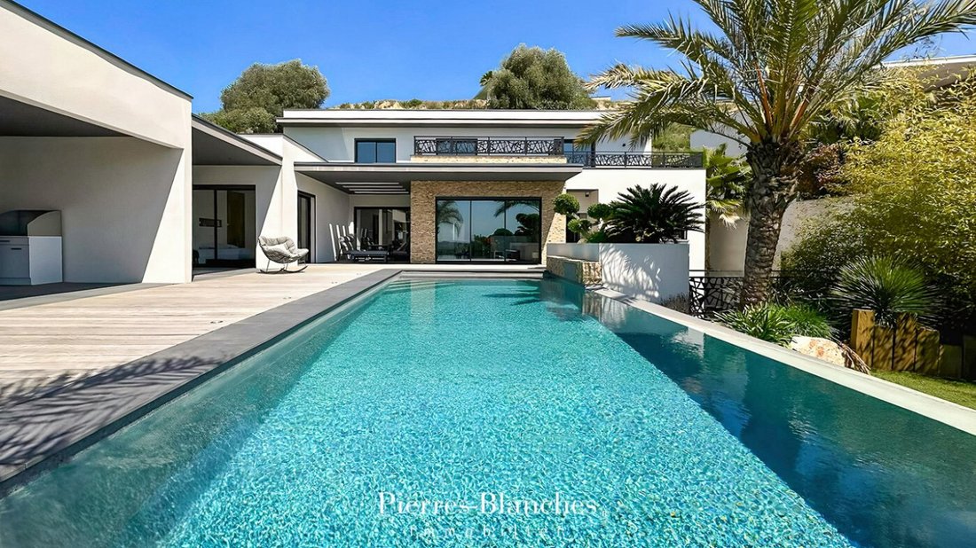 Villa in Ancien Hôpital, Beziers, France 1 - 16248630