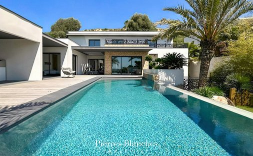 Villa à Ancien Hôpital, Béziers, France 1