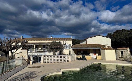 Villa in Grignan, Auvergne-Rhône-Alpes, France 1