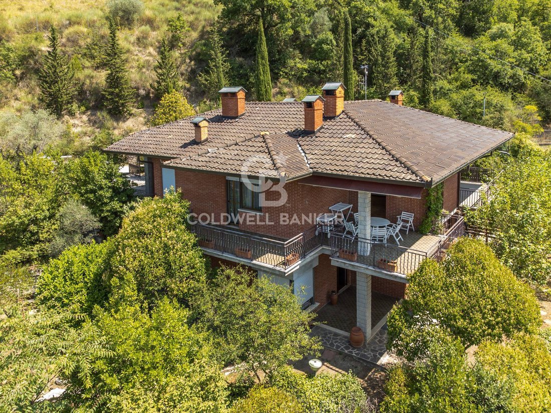 Villa in Gubbio, Umbria, Italy 4 - 16251277