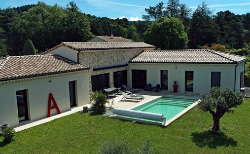 Villa à Ville-Basse, Montélimar, France 1