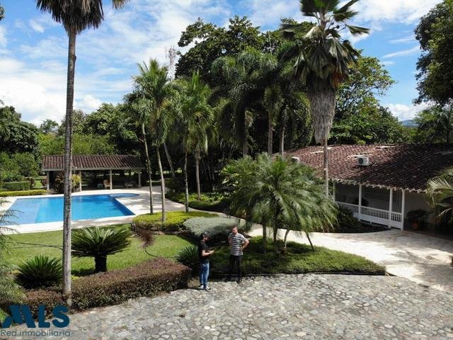 Finca in Medellín, Antioquia, Colombia 2 - 16248758