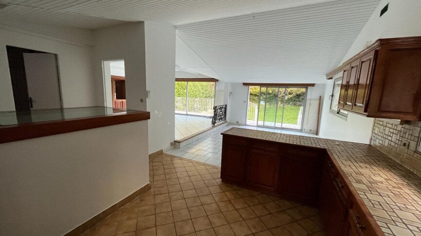 House in Forêt, Saint-Germain-en-Laye, France 4 - 16066377