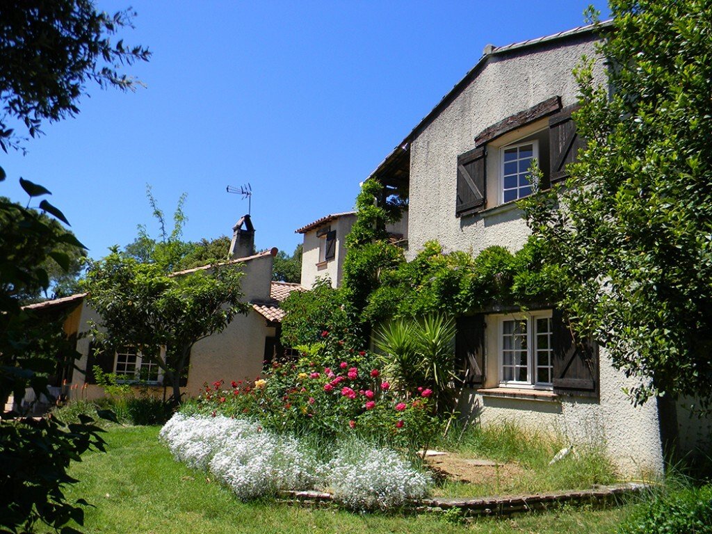 Estate in Saint-Montan, Auvergne-Rhône-Alpes, France 2 - 16245981