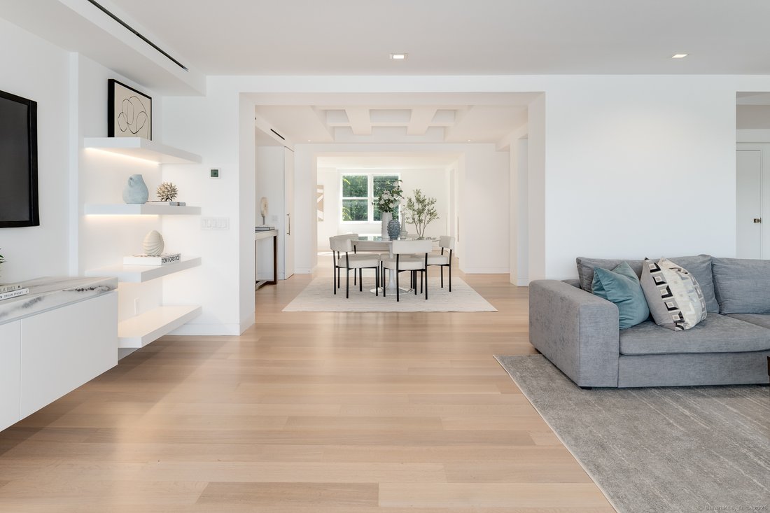 Co Op in Greenwich, Connecticut, United States 5 - 15917547