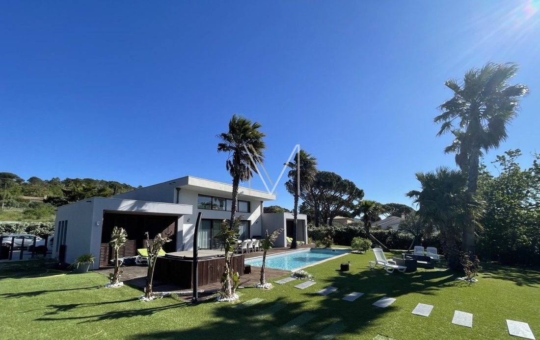 Villa à Le Plan-de-la-Tour, Provence-Alpes-Côte d'Azur, France 5 - 16247957