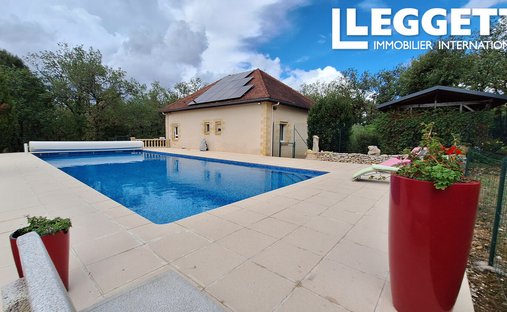 House in Nadaillac, Nouvelle-Aquitaine, France 1