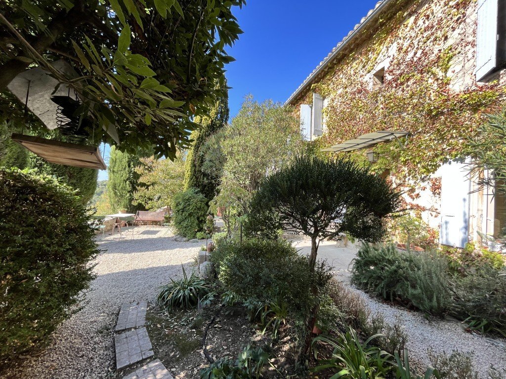 House in Grignan, Auvergne-Rhône-Alpes, France 1 - 16247275