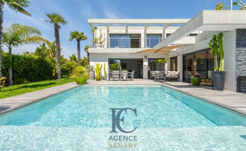 House in Sanary-sur-Mer, Provence-Alpes-Côte d'Azur, France 1
