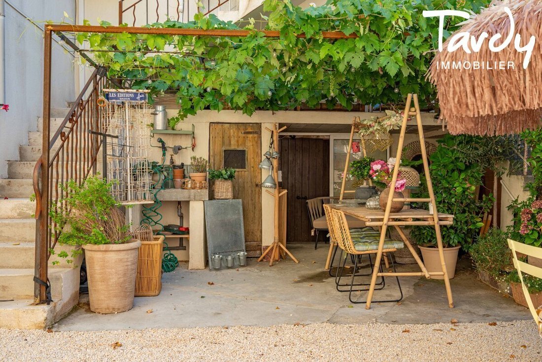 House in Saint-Cyr-sur-Mer, Provence-Alpes-Côte d'Azur, France 2 - 16249588