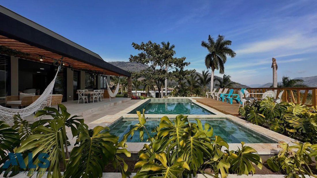 Finca in Vereda Curazao, Antioquia, Colombia 1 - 16248903