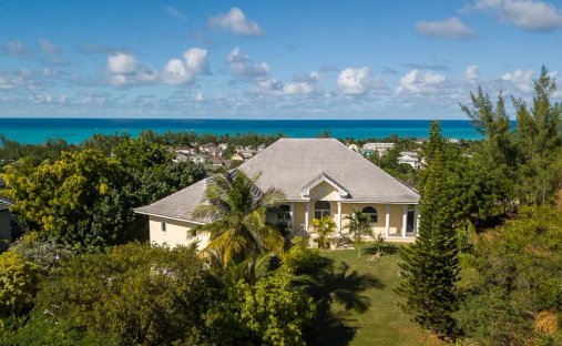House in Nassau, New Providence, The Bahamas 1