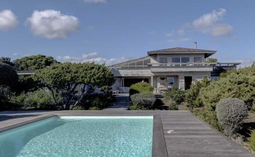Villa in Bonifacio / Bunifaziu, Corsica, France 1