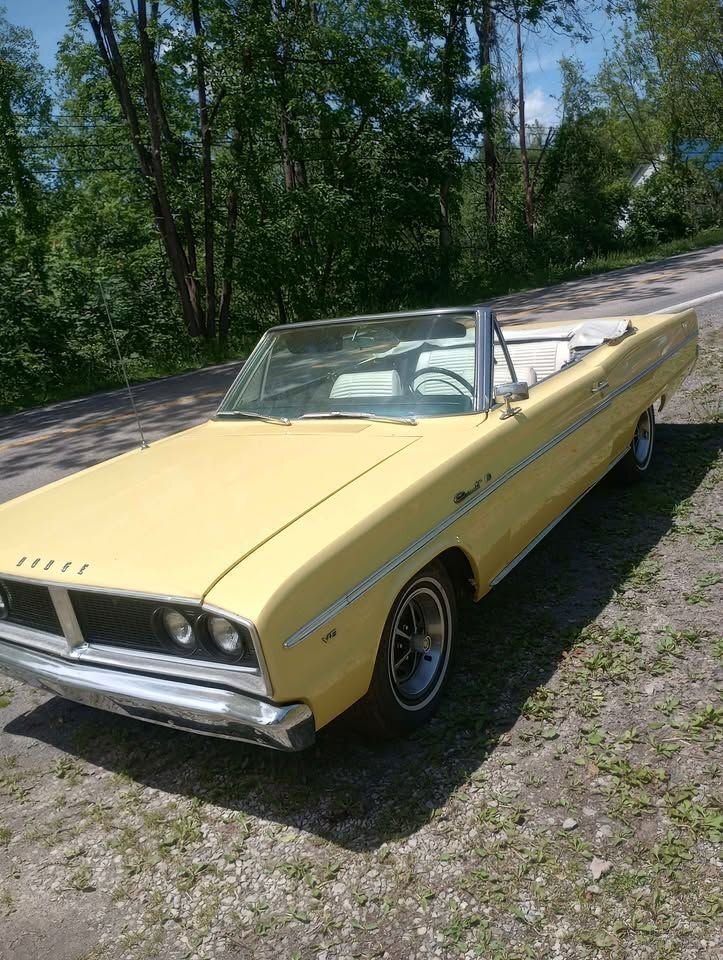 Cabriolet in Glendale, United States 2 - 16253034