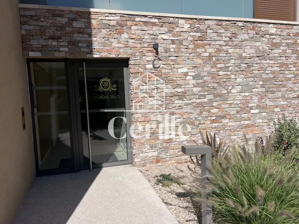 Apartment in Mazenod-Bellevue-Saint Donat-Banon, Aix-en-Provence, France 3 - 16249360
