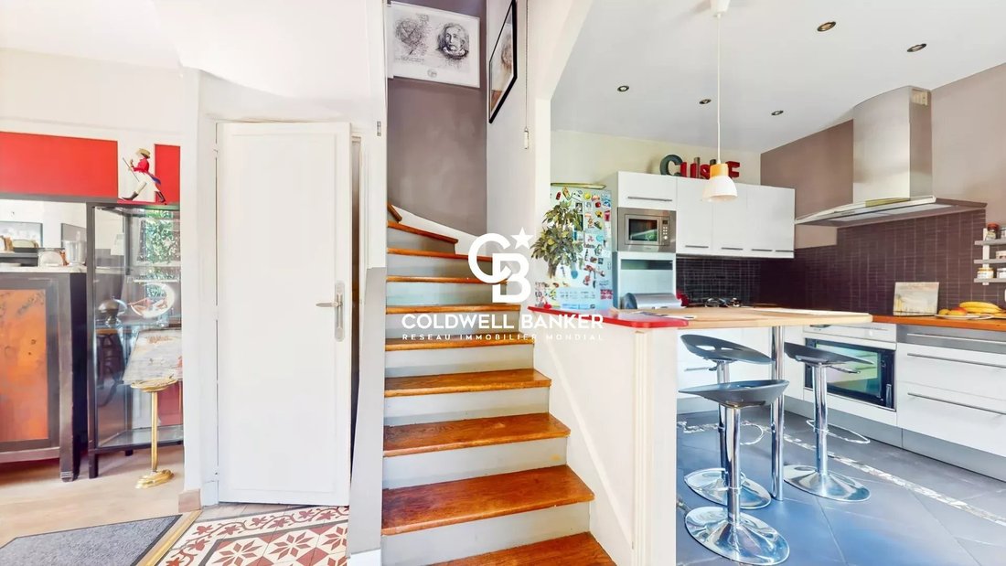 House in Montrouge, Ile-de-France, France 5 - 16247990