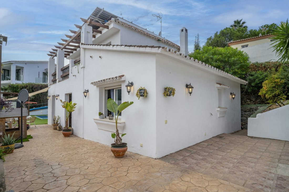 Villa in Nueva Andalucia, Marbella, Spain 3 - 16246858