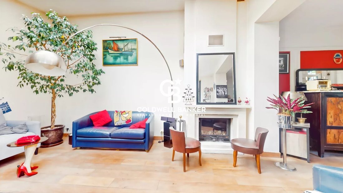 House in Montrouge, Ile-de-France, France 1 - 16247990