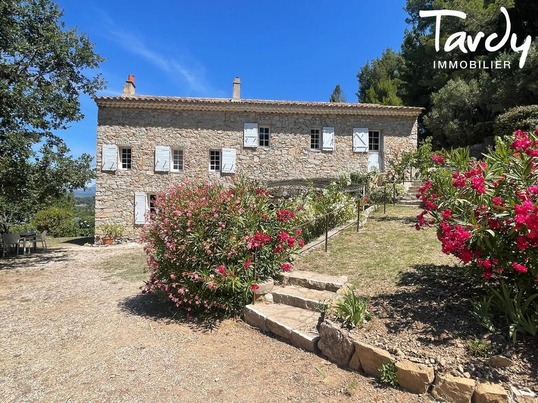 House in Les Freres-Les Cancades-Les Ginestes, Le Beausset, France 3 - 16249530