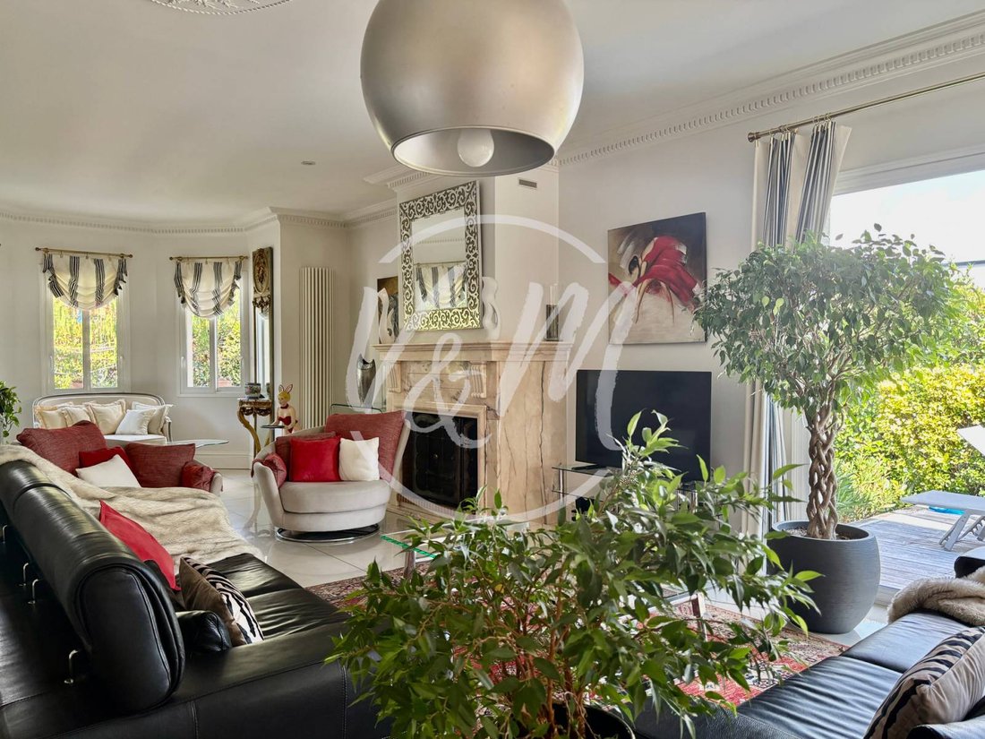 Villa in Sud Est, Andernos-les-Bains, France 4 - 16246369