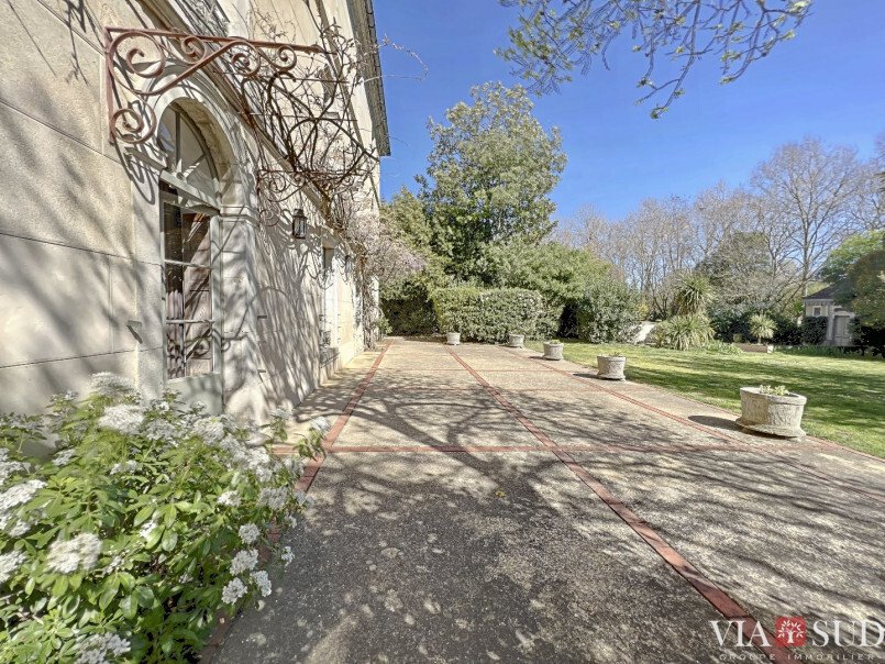 Estate in Carcassonne, Occitania, France 4 - 16246875