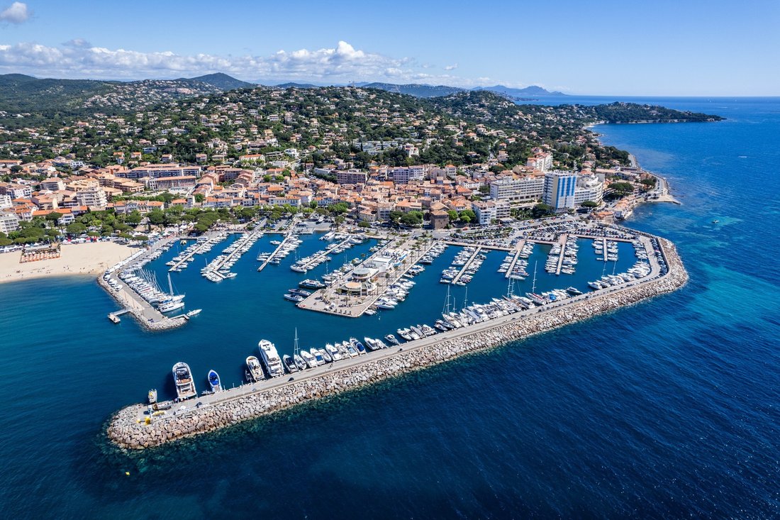 Apartment in Ville-Les Saquedes-Le Bouillonnet, Sainte-Maxime, France 3 - 16252591