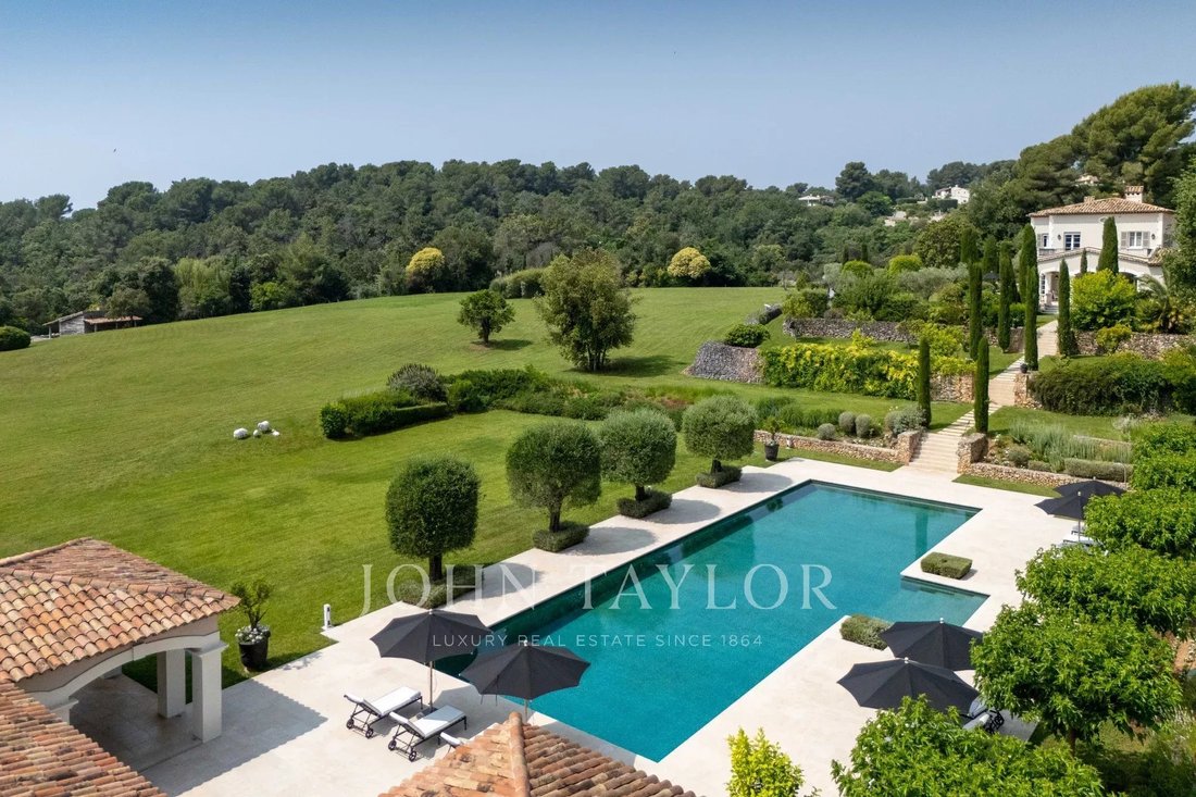 Domaine à La Colle-sur-Loup, Provence-Alpes-Côte d'Azur, France 1 - 16250483