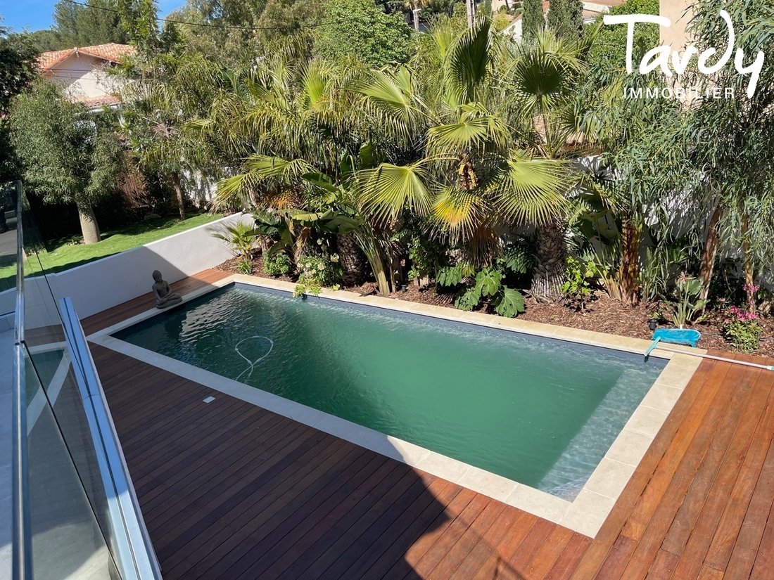 Villa in Bandol, Provence-Alpes-Côte d'Azur, France 2 - 16246560